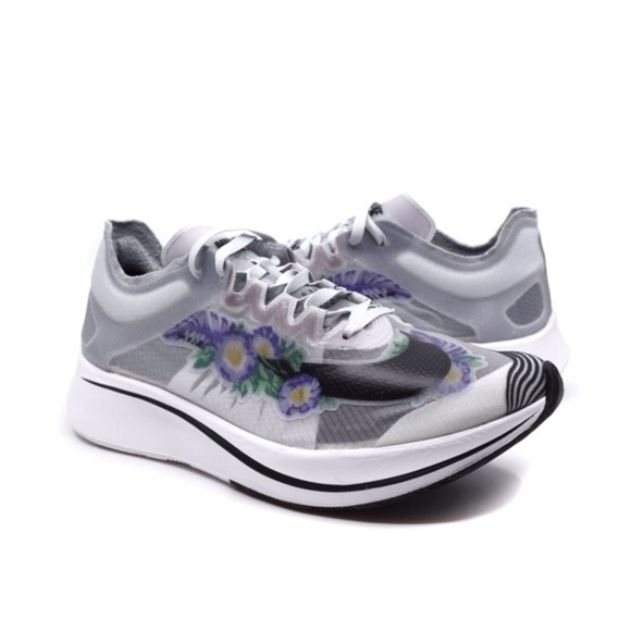 nike translucent shoes